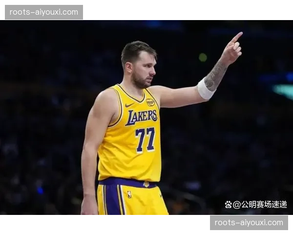 东契奇背身单打技术成熟 湖人低位进攻重要选择